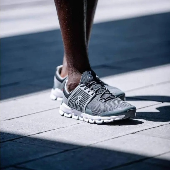 On Cloud 5 Running Shoe - Surf - Picture 2 of 12